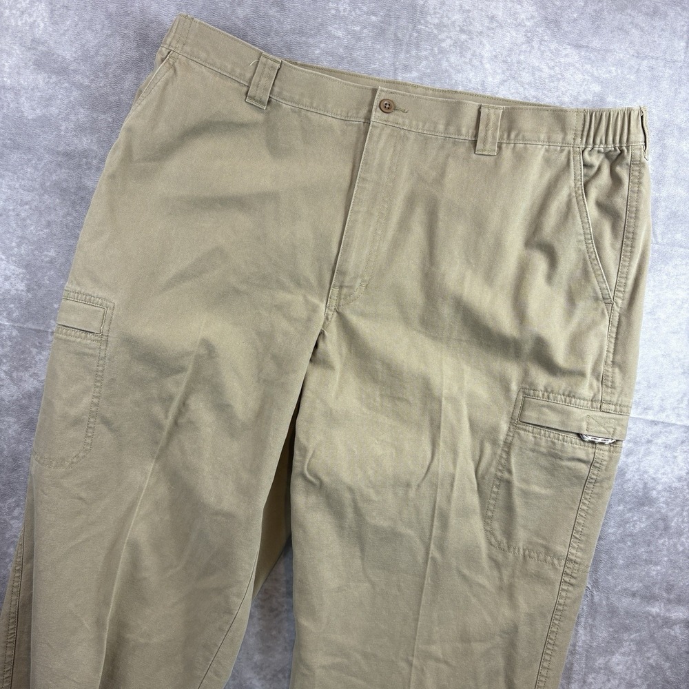 L.L. Bean Pants Men's 40x34 Beige Canvas Khakis Cargo Pocket Hiking Trail‎